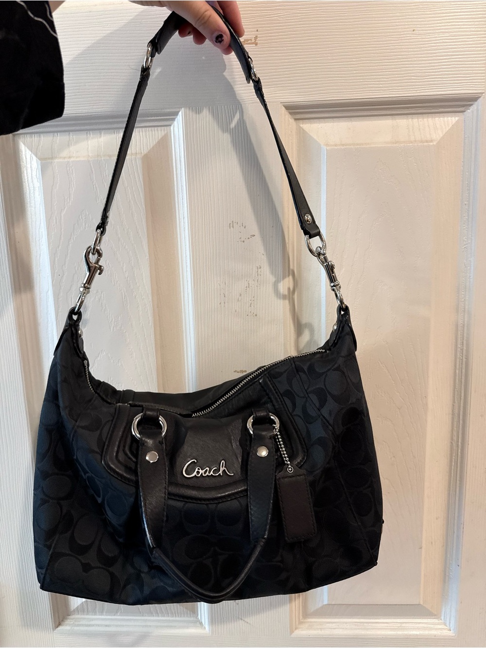 Vintage coach Ashley signature bag